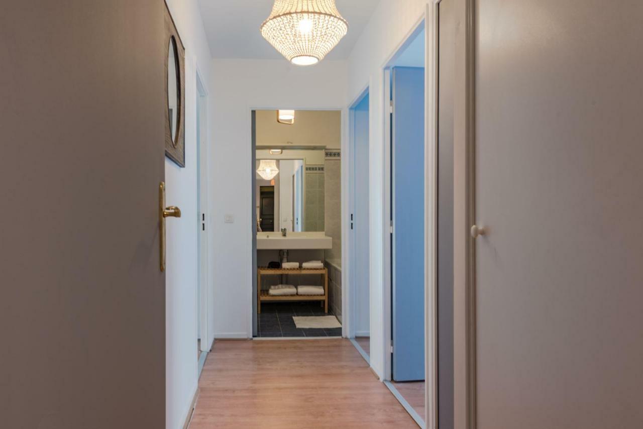 Standing In Disneyland Bmyguest Appartement *